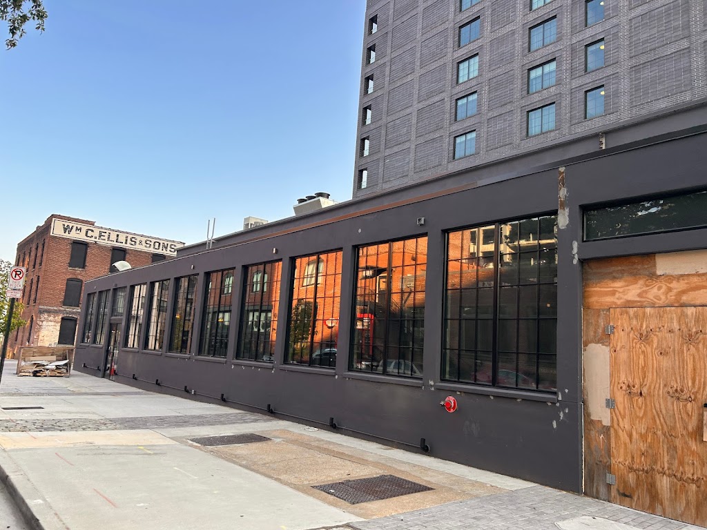 Amelia Gene’s | restaurant | 255 S Front St, Memphis, TN 38103, USA | 9015265000 OR +1 901-526-5000