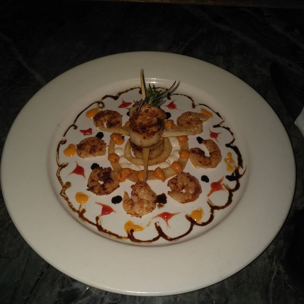 Lighthouse Waterfront Cafe | restaurant | 76 Shore Rd, Glen Cove, NY 11542, USA | 5162772088 OR +1 516-277-2088