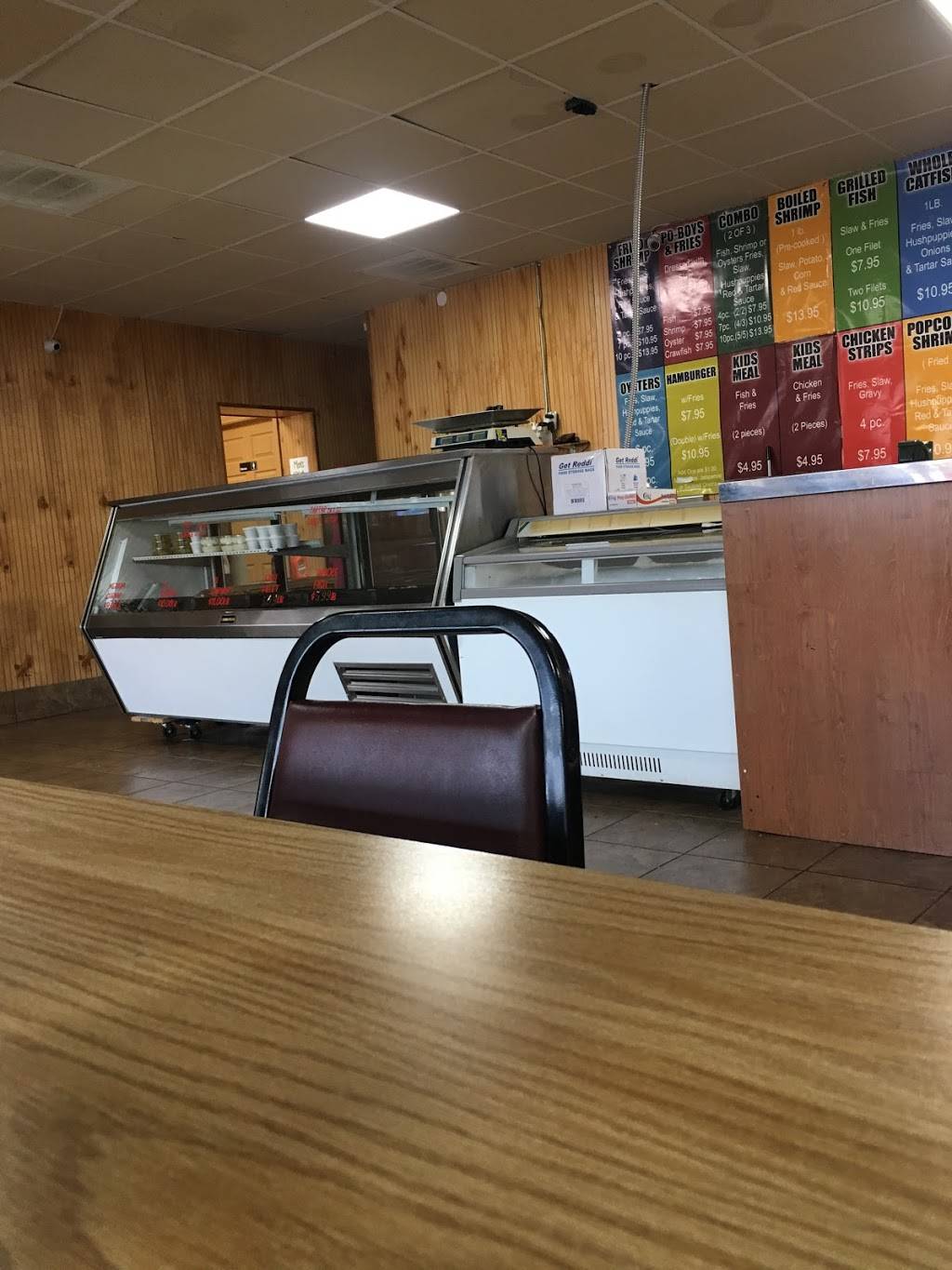 Minden Seafood | restaurant | 718 Homer Rd, Minden, LA 71055, USA | 3183772231 OR +1 318-377-2231