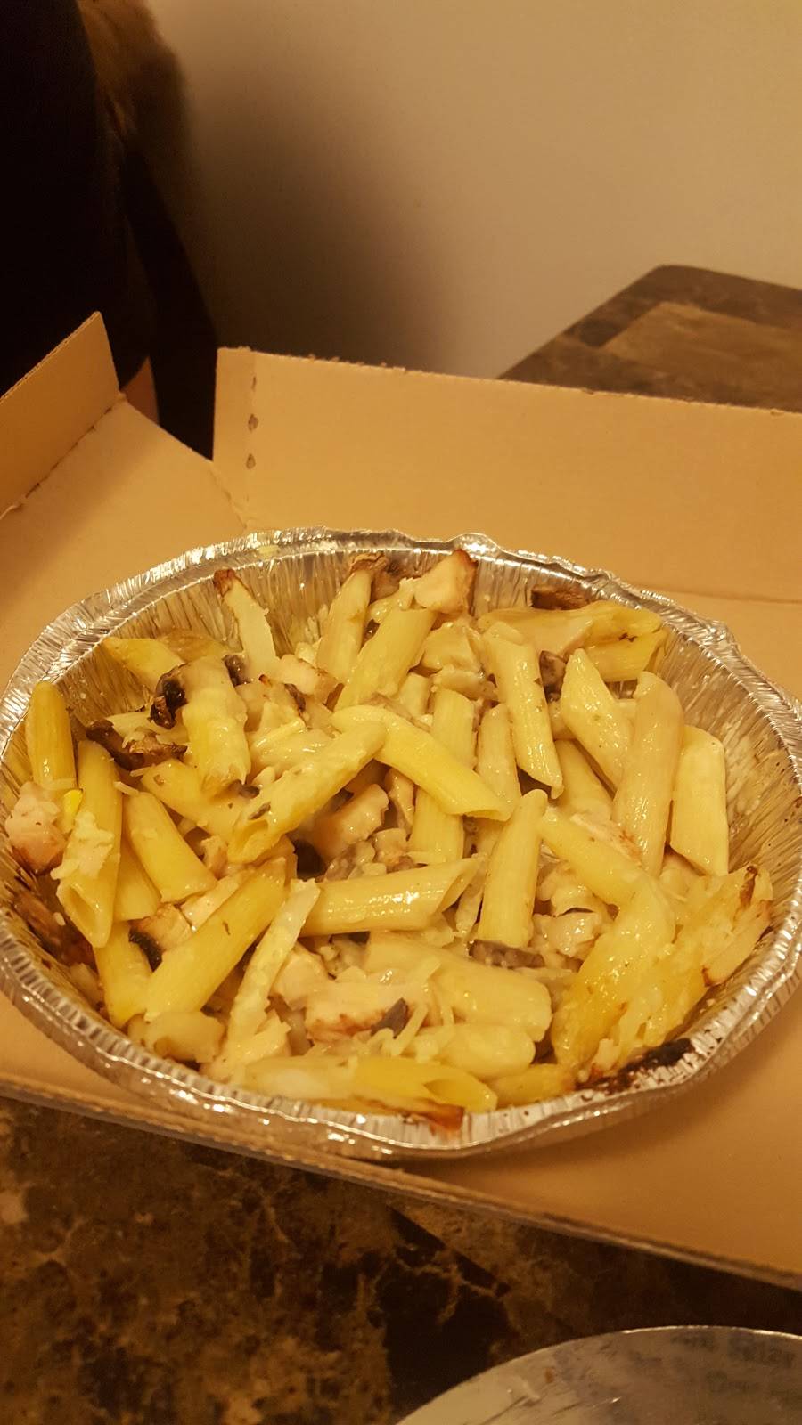 Dominos Pizza | meal delivery | 2595 Rue Fleury E, Montréal, QC H2B 1L7, Canada | 5144398990 OR +1 514-439-8990