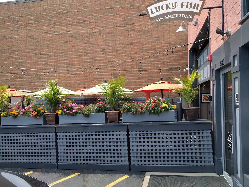Lucky Fish Highwood | restaurant | 530 Sheridan Rd, Highwood, IL 60040, USA | 8477488462 OR +1 847-748-8462
