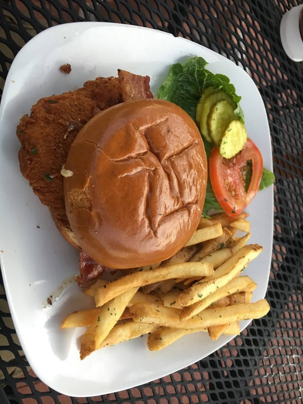 The Kitchen | restaurant | 725 E Douglas Ave, Wichita, KS 67202, USA | 3169282899 OR +1 316-928-2899