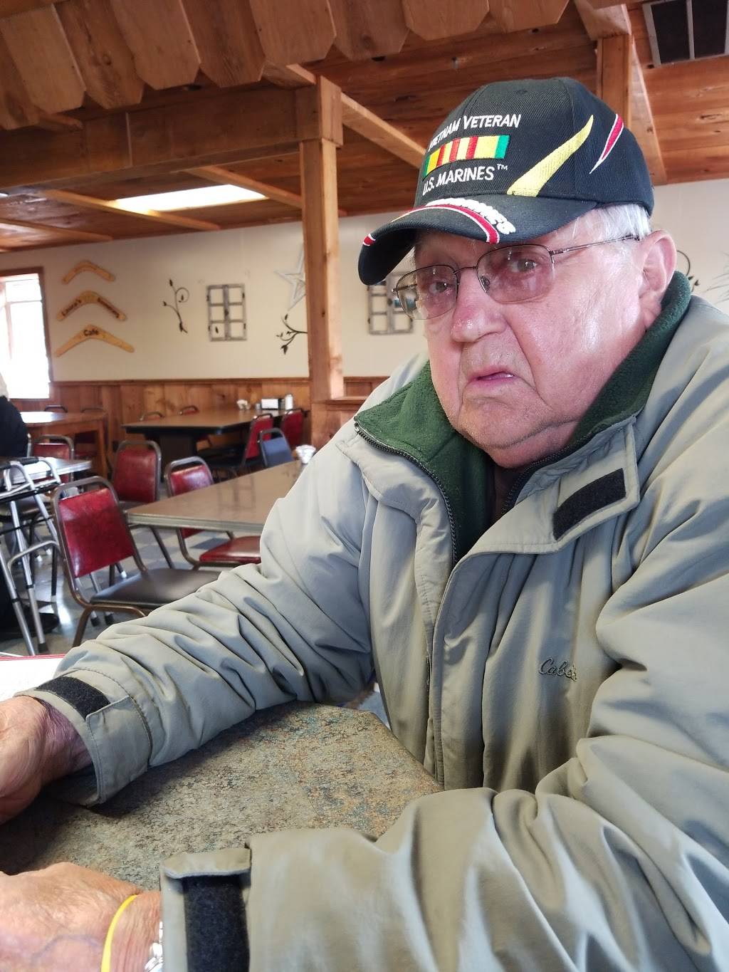 Lauras Corner Cafe | restaurant | 5355 2nd Ave, Pittsville, WI 54466, USA | 7158843100 OR +1 715-884-3100