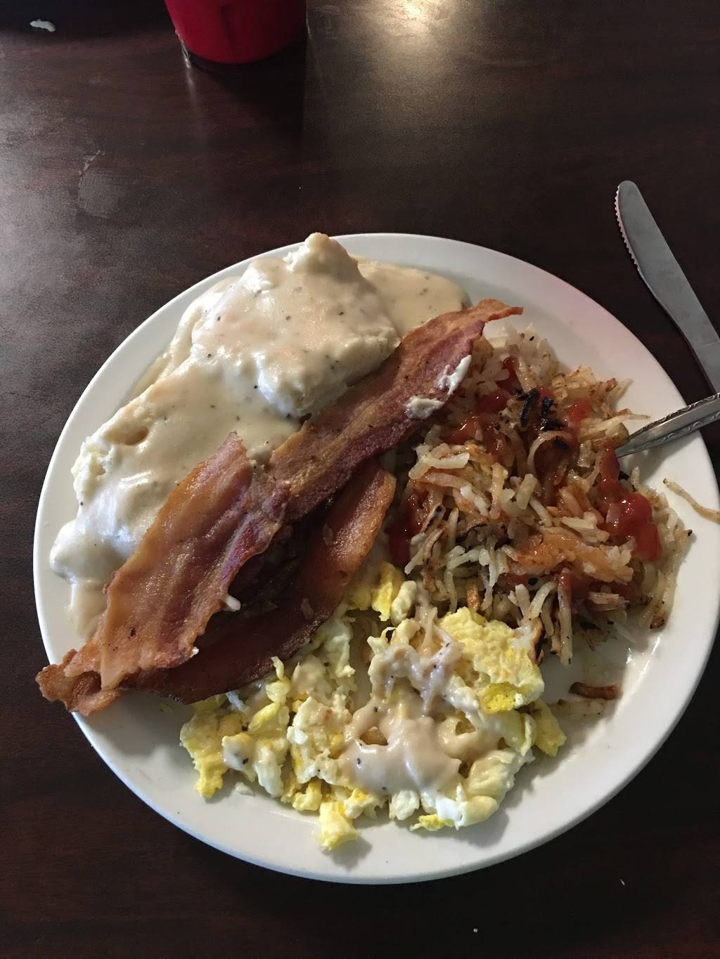 Rubes | restaurant | 701 W 10th St, Metropolis, IL 62960, USA | 6185241048 OR +1 618-524-1048