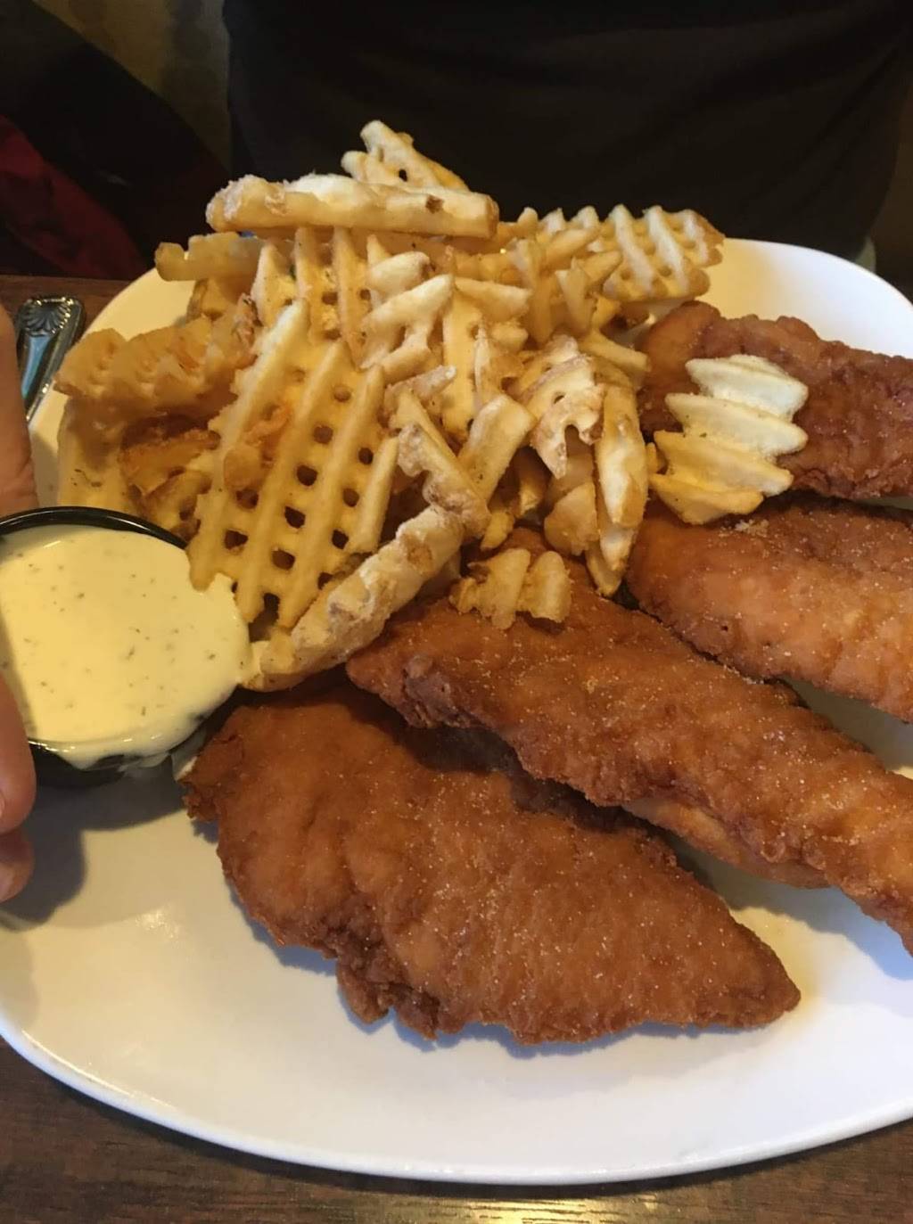 Crave Kitchen & Cocktails | restaurant | 64400 Van Dyke, Washington, MI 48095, USA | 5867526505 OR +1 586-752-6505