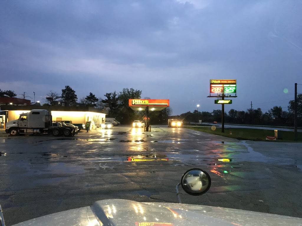 Pilot Travel Center | restaurant | 4105 US-30, Valparaiso, IN 46383, USA | 2194641644 OR +1 219-464-1644