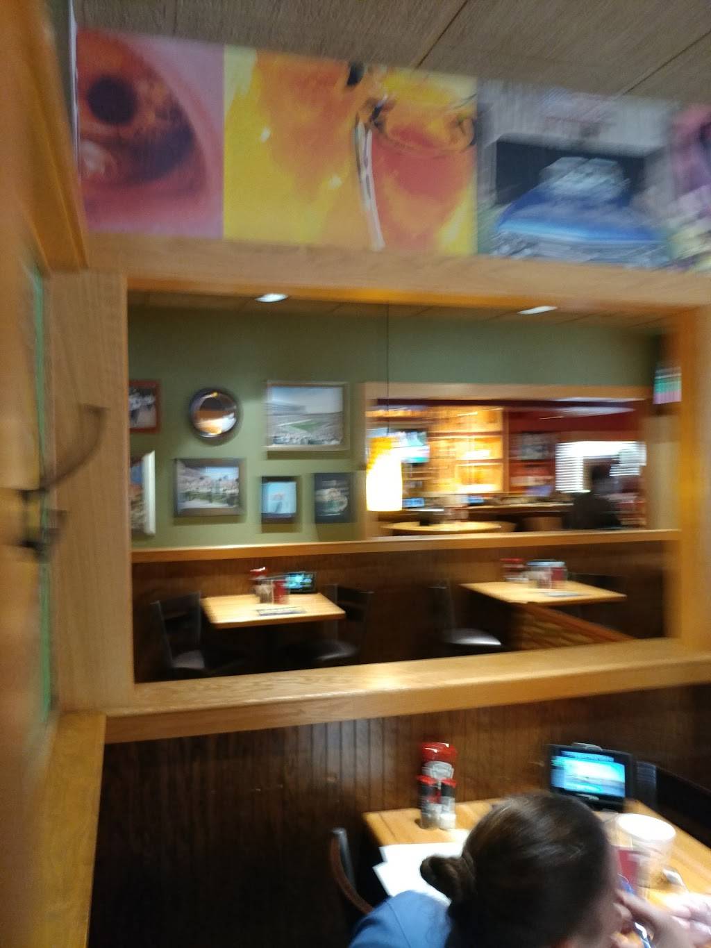 Applebees Grill + Bar | restaurant | 10040 Lapeer Rd, Davison, MI 48423, USA | 8106533900 OR +1 810-653-3900
