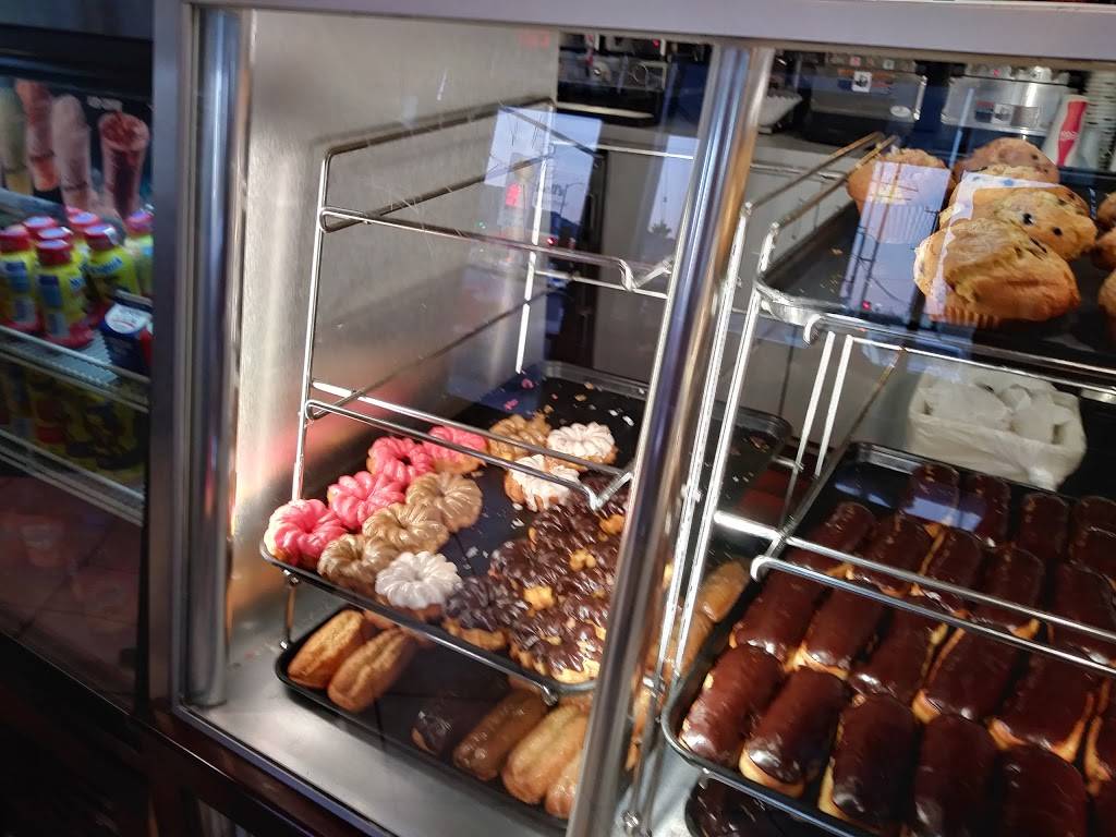 Winchells Donut House | cafe | 14530 Brand Blvd, San Fernando, CA 91340, USA | 8183619017 OR +1 818-361-9017