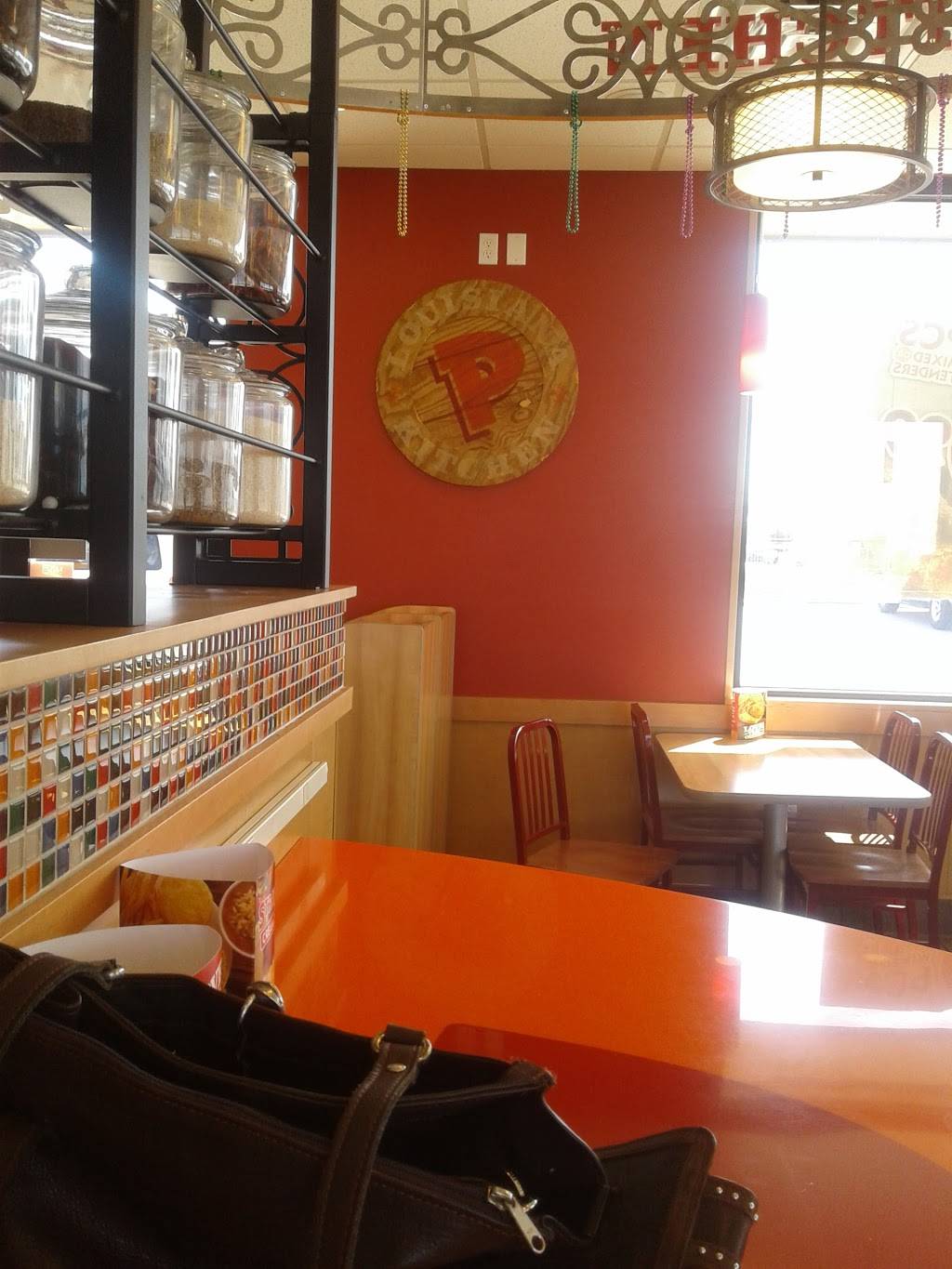 Popeyes Louisiana Kitchen | restaurant | 1205 Garth Brooks Blvd, Yukon, OK 73099, USA | 4055785410 OR +1 405-578-5410