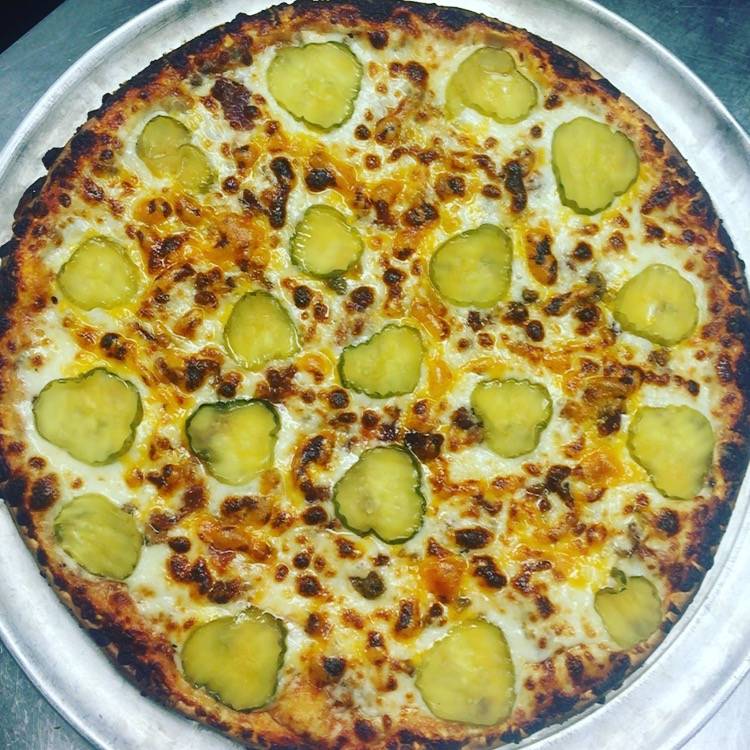 Chads Pizza & Restaurant | restaurant | 909 W 23rd St, Cedar Falls, IA 50613, USA | 3192422263 OR +1 319-242-2263