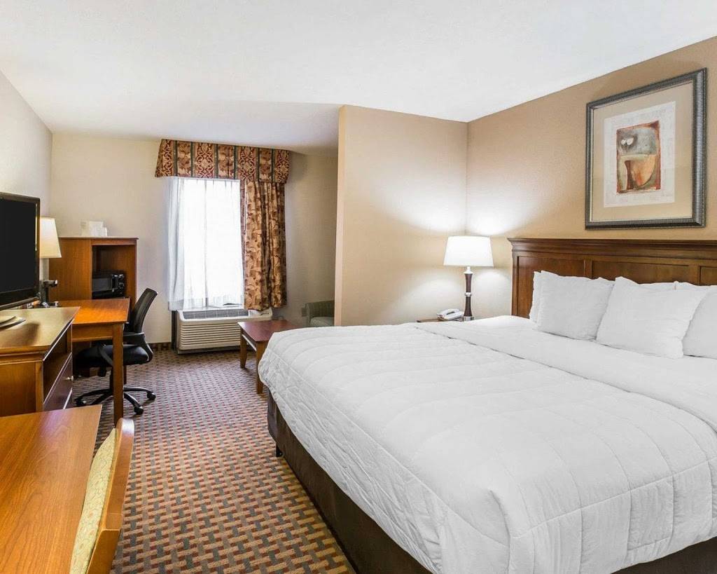 Quality Inn & Suites | restaurant | 127 Beartooth Pkwy, Dawsonville, GA 30534, USA | 7062161900 OR +1 706-216-1900