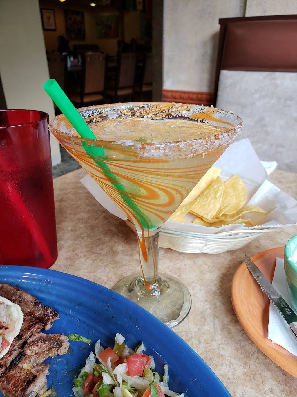 The Loop | restaurant | 965 Manitou Ave, Manitou Springs, CO 80829, USA | 7196859344 OR +1 719-685-9344