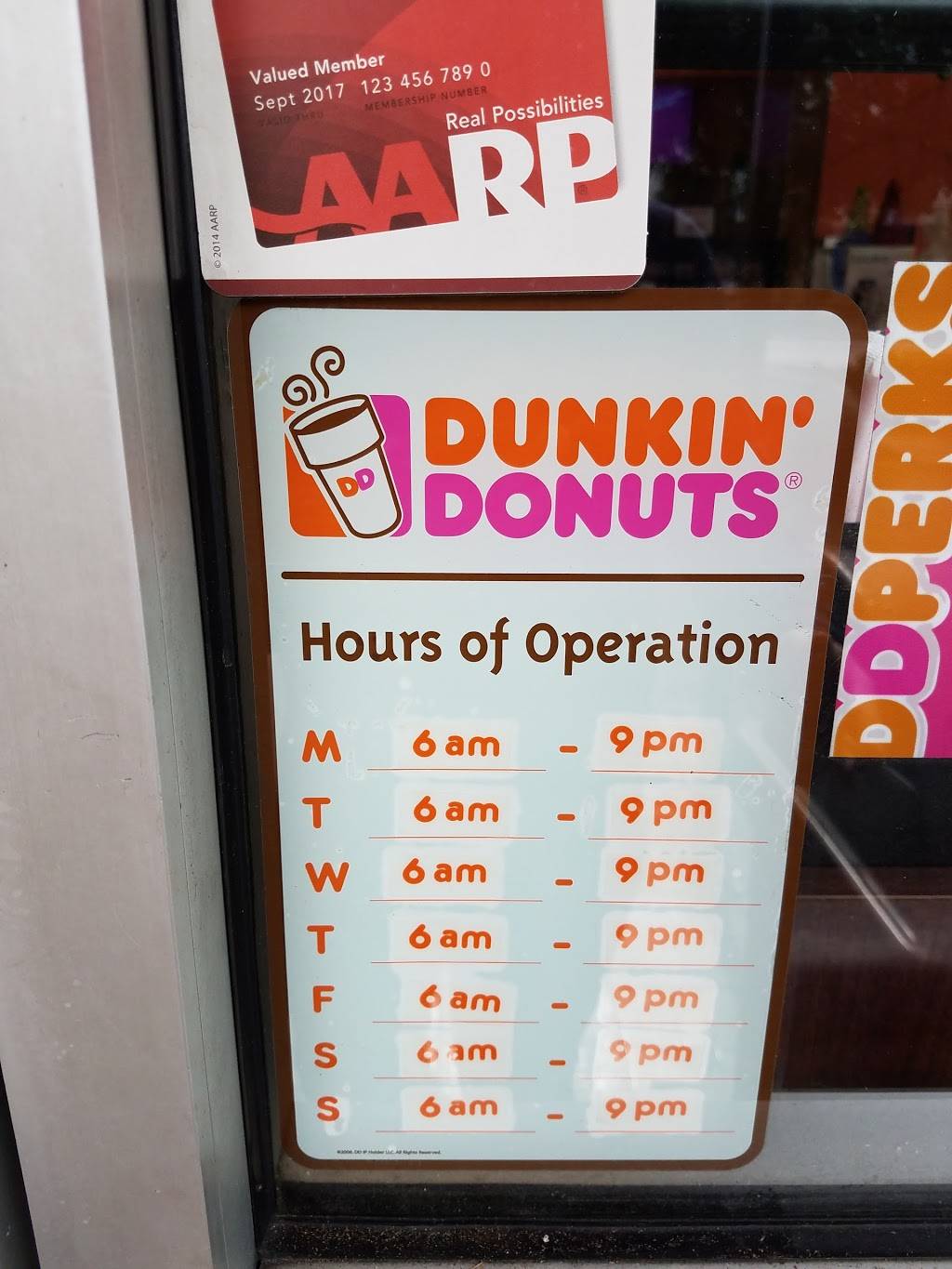 Dunkin | bakery | 95 NW 167th St, North Miami Beach, FL 33169, USA | 3059081390 OR +1 305-908-1390