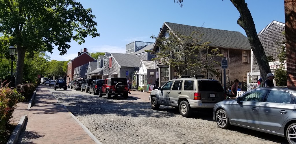 Slip 14 | restaurant | 14 Old South Wharf, Nantucket, MA 02554, USA | 5082282033 OR +1 508-228-2033