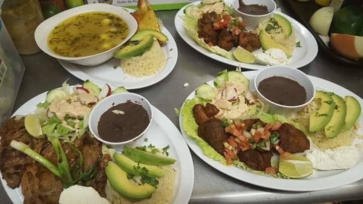 Pupuseria Emily | restaurant | 551 E Wyoming Ave, Philadelphia, PA 19120, USA | 2154037167 OR +1 215-403-7167