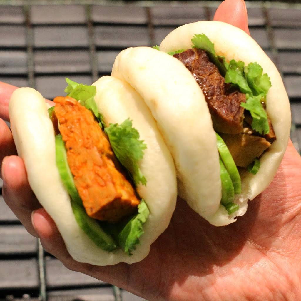 Kim Jen Ming, Cantine Satay Brothers MUHC | restaurant | 1001 Boulevard Décarie, Montréal, QC H4A 3J1, Canada | 5149332399 OR +1 514-933-2399