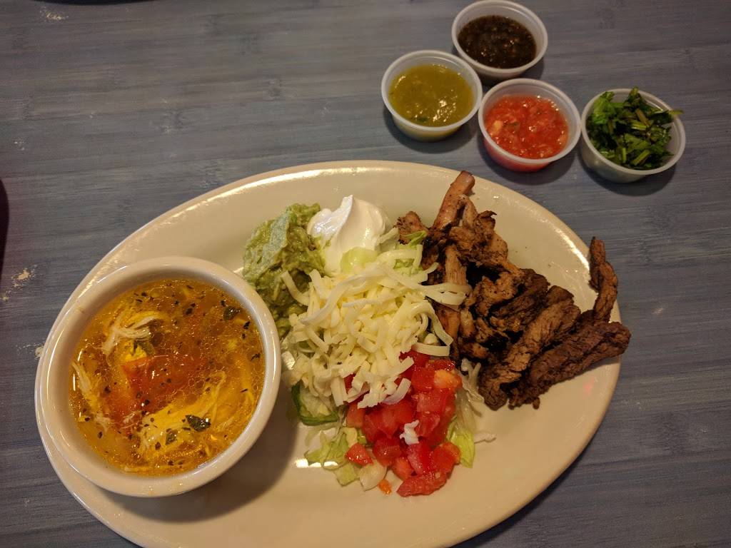 Mama Margies Mexican Restaurant | restaurant | 10927 West, FM471, San Antonio, TX 78253, USA | 2102777090 OR +1 210-277-7090