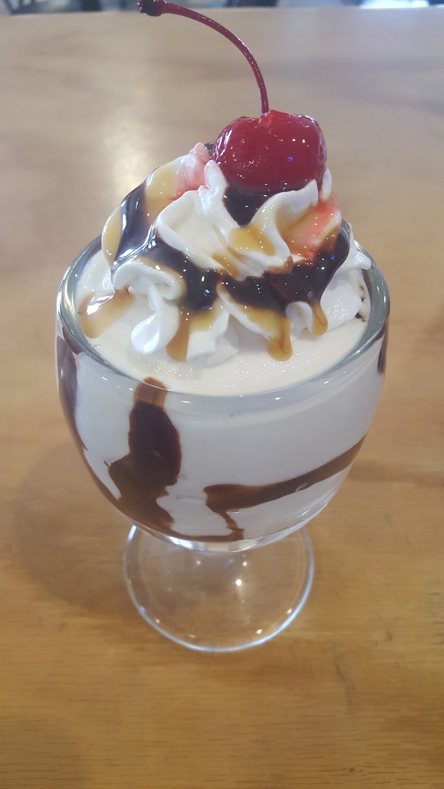 Shommys Restaurant | restaurant | 28 Cardinal Way, Parachute, CO 81635, USA | 9702859711 OR +1 970-285-9711