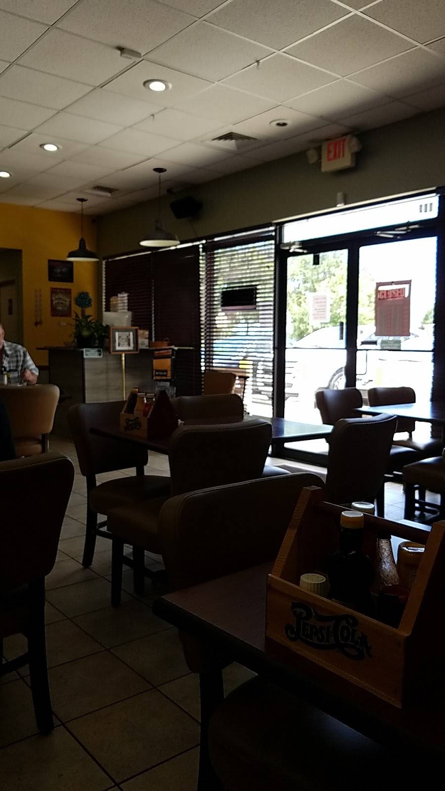 Food Lovers Cafe | restaurant | 125 Center Pl Way, St. Augustine, FL 32095, USA | 9043420695 OR +1 904-342-0695