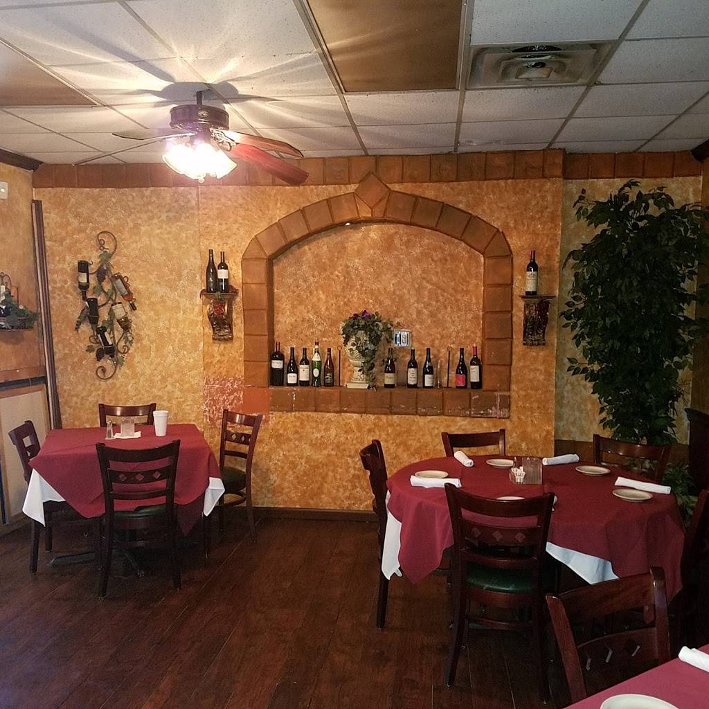 Fortuna Italian Restaurant | restaurant | 5837 Camp Bowie Blvd, Fort Worth, TX 76107, USA | 8177374469 OR +1 817-737-4469