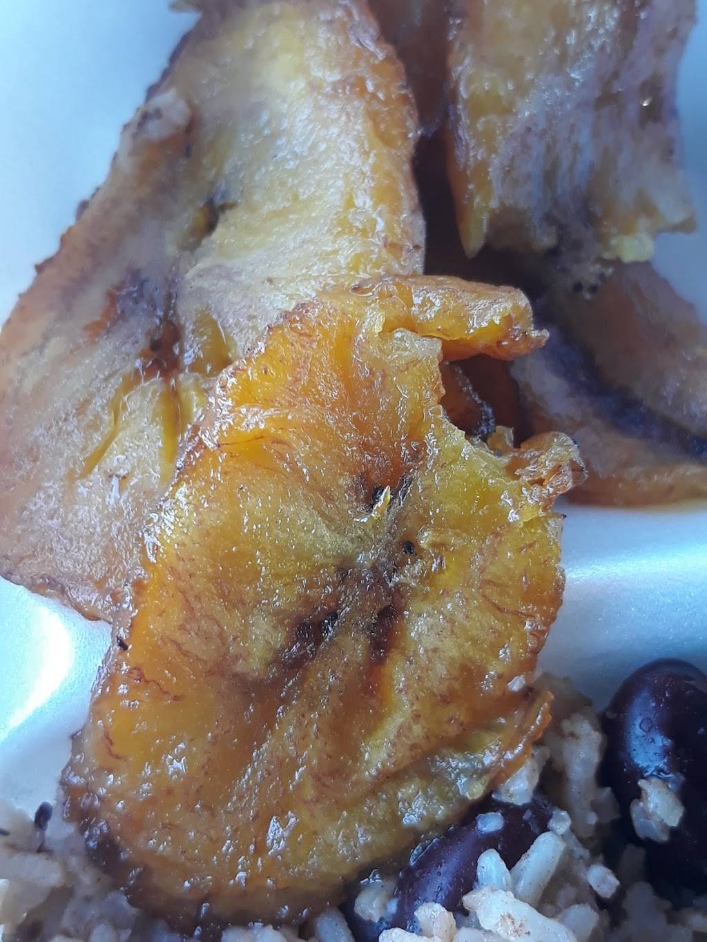 Barringtons Jamaican Kitchen | restaurant | 4120 Ming Ave, Bakersfield, CA 93309, USA | 6614276431 OR +1 661-427-6431