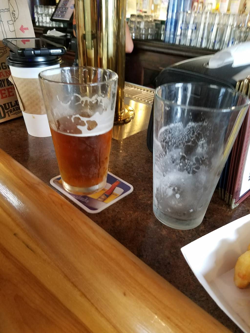 Schooner Pub | restaurant | 114 N Franklin St, Port Washington, WI 53074, USA | 2622842258 OR +1 262-284-2258