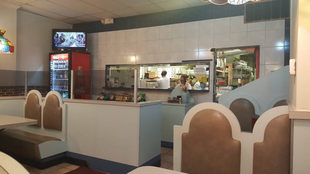 New England Pizza | restaurant | 6728 Bustleton Ave, Philadelphia, PA 19149, USA | 2153320400 OR +1 215-332-0400