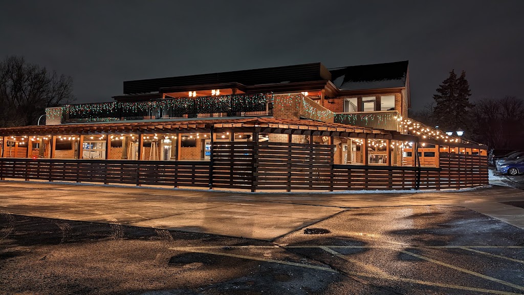 One Under Craft Beer & Eats | restaurant | 35780 Five Mile Rd # 2, Livonia, MI 48154, USA | 7344645555 OR +1 734-464-5555