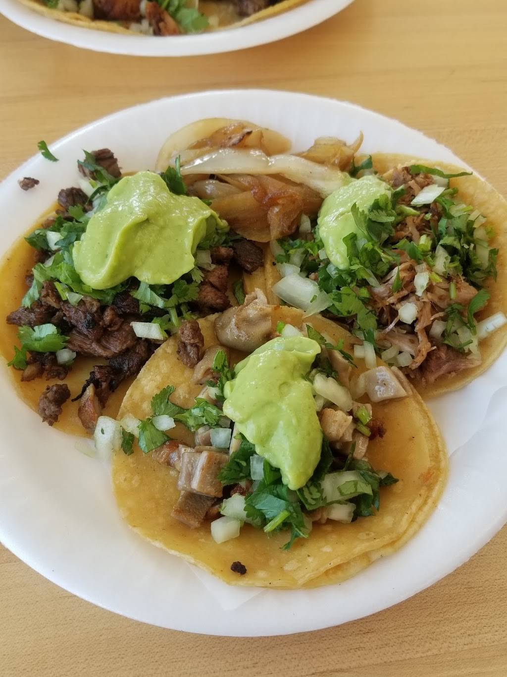 Tacos Y Más | restaurant | 1290 N Mt Vernon Ave, Colton, CA 92324, USA | 9095334143 OR +1 909-533-4143