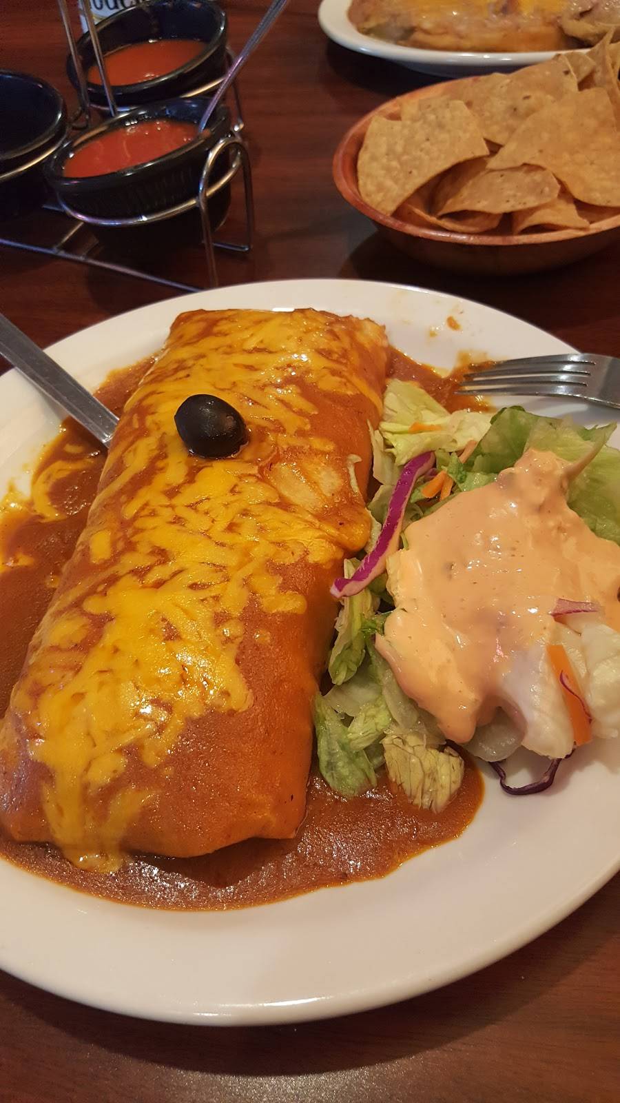 Ramonas Restaurant | restaurant | 249 W 6th St, Beaumont, CA 92223, USA | 9518452509 OR +1 951-845-2509