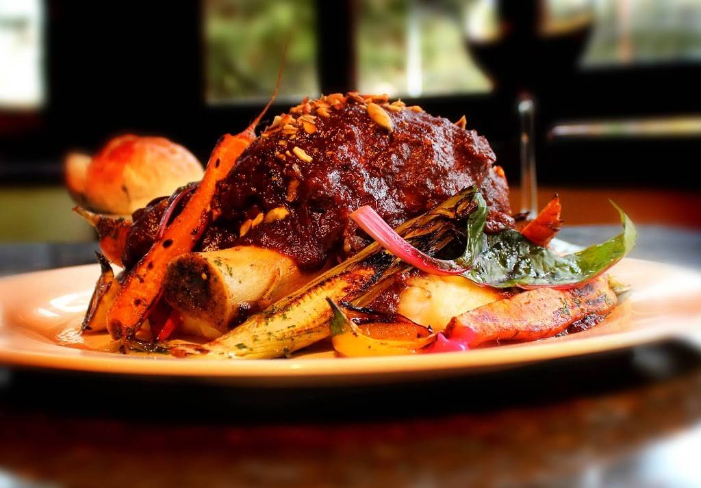 Quercus | restaurant | Calle "C" # 236 San Antonio de las Minas, 22766 Guadalupe, B.C., Mexico | 016461553167 OR +52 646 155 3167