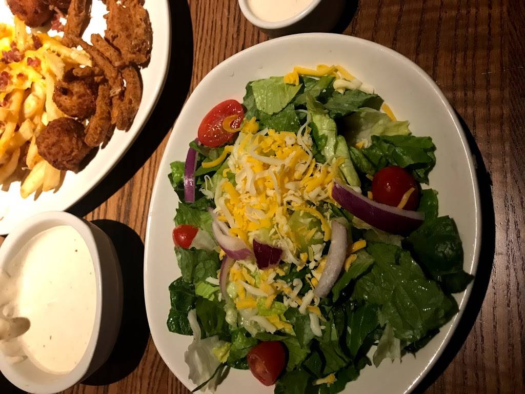 Outback Steakhouse | restaurant | 2402 W Memorial Rd, Edmond, OK 73134, USA | 4053597432 OR +1 405-359-7432