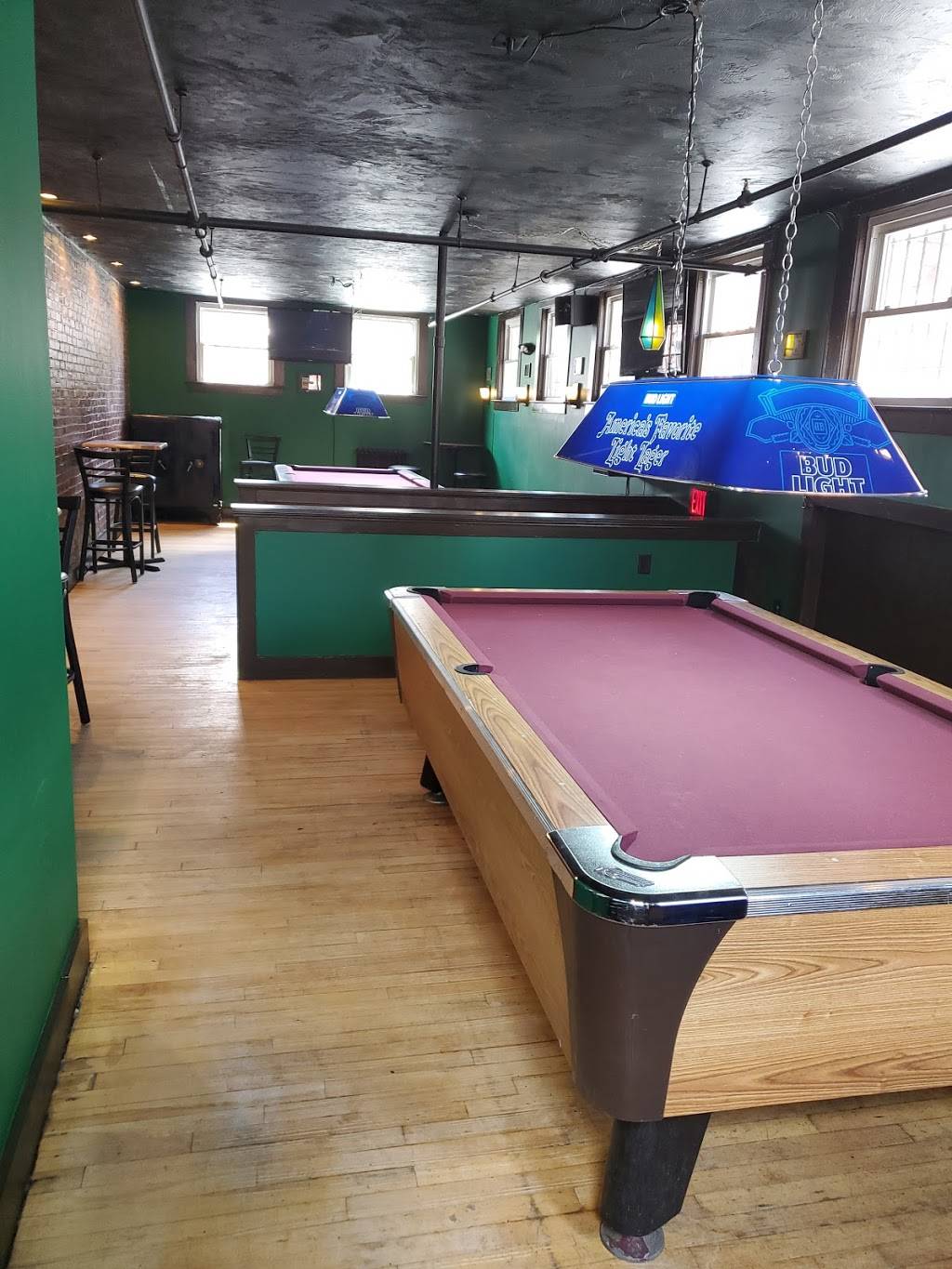 Casey Magees Irish Pub & Music Hall | restaurant | 8 Temple St, Nashua, NH 03060, USA | 6034847400 OR +1 603-484-7400