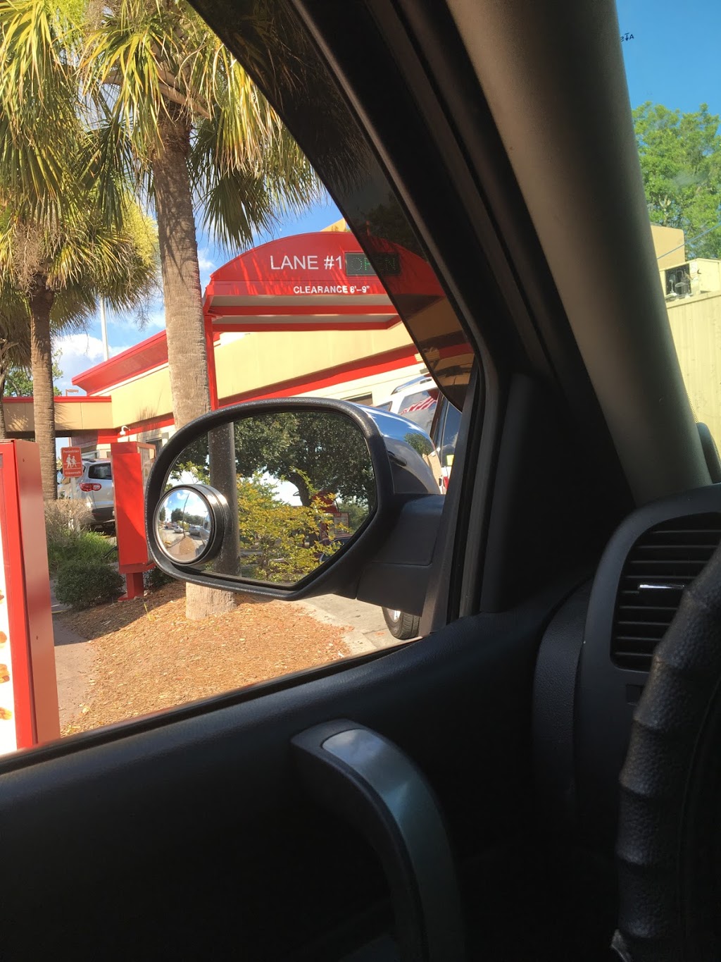 Chick-fil-A | restaurant | 303 Mall Blvd, Savannah, GA 31406, USA | 9123544355 OR +1 912-354-4355