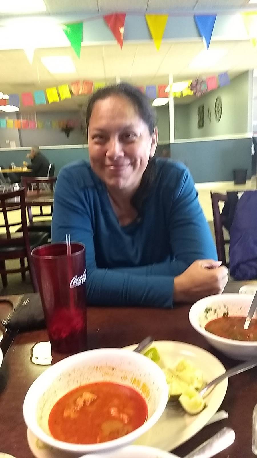 El Rincón Mexicano Restaurant | restaurant | 950 Bowens Mill Rd SW, Douglas, GA 31533, USA | 9123310266 OR +1 912-331-0266