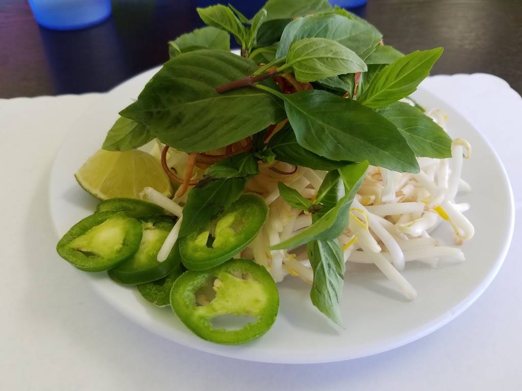 Vietnamese Pho | restaurant | 6729, 14201 S Inglewood Ave, Hawthorne, CA 90250, USA | 4246754596 OR +1 424-675-4596