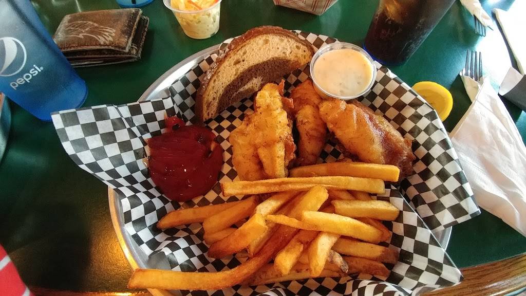 Zis Sports Pub and Eatery | restaurant | 8777 N Deerwood Dr, Brown Deer, WI 53209, USA | 4143541919 OR +1 414-354-1919