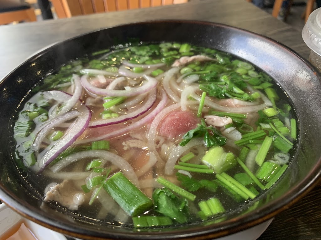 Viet Kitchen | restaurant | 3698 W Waters Ave, Tampa, FL 33614, USA | 8135157715 OR +1 813-515-7715