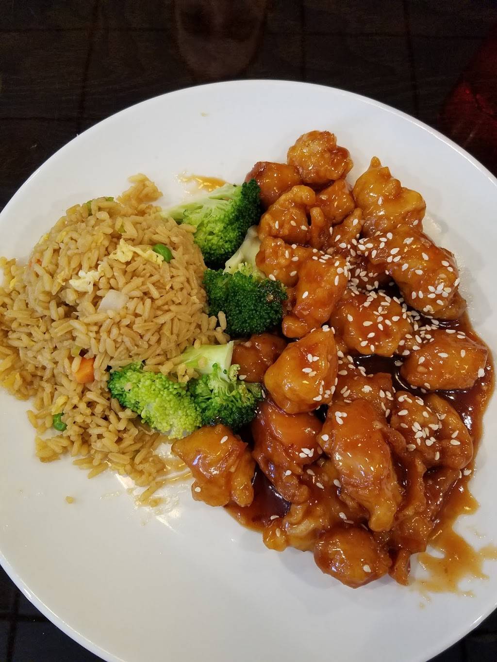 Chens Chinese Cuisine | restaurant | 3421 Ridge Rd Suite B101, Buford, GA 30519, USA | 4702383428 OR +1 470-238-3428