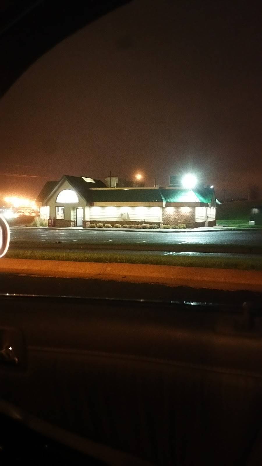 Runza Restaurant | restaurant | 816 Galvin Rd S, Bellevue, NE 68005, USA | 4022920267 OR +1 402-292-0267