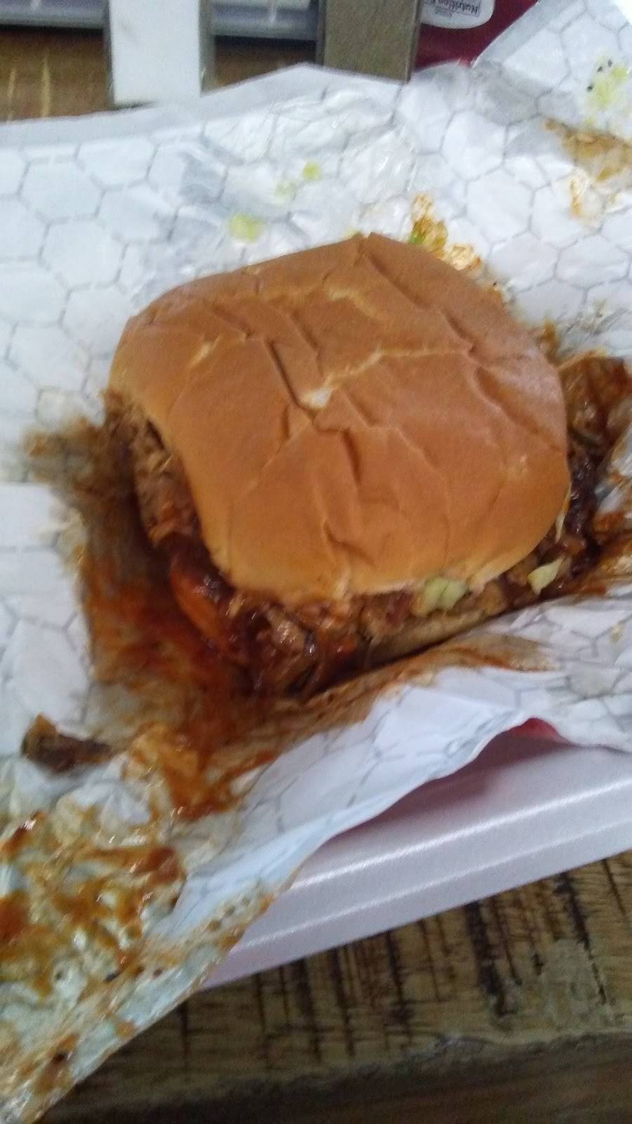 Ironhorse Barbeque & Catering | restaurant | 2801 US 49, Paragould, AR 72450, USA | 8702399758 OR +1 870-239-9758