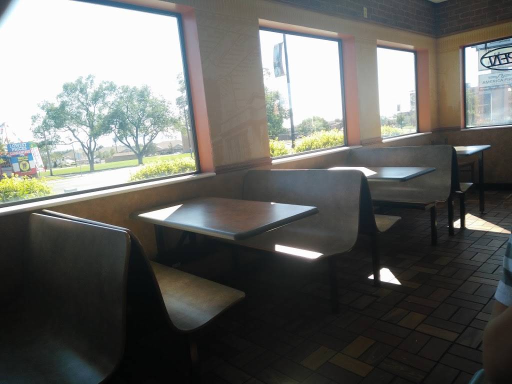 Subway | meal takeaway | 324 N Main St, Kaysville, UT 84037, USA | 8015448442 OR +1 801-544-8442