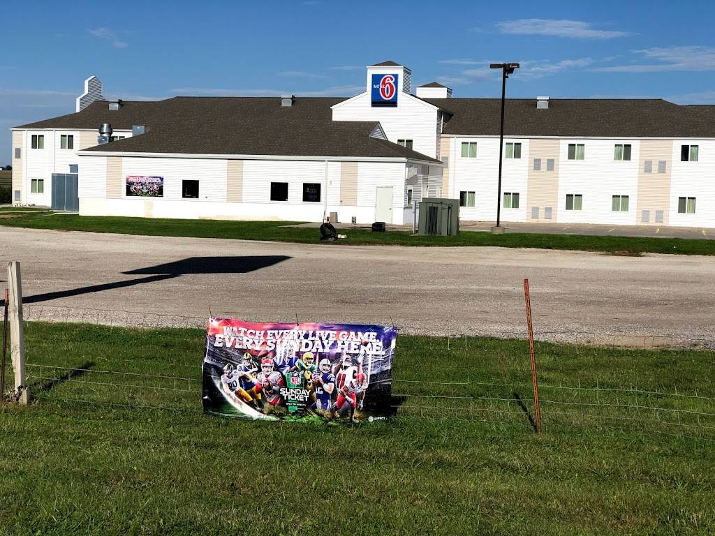 Game Time Sports Grill and Bar | restaurant | 211 Marty Dr, Avoca, IA 51521, USA | 7123076778 OR +1 712-307-6778