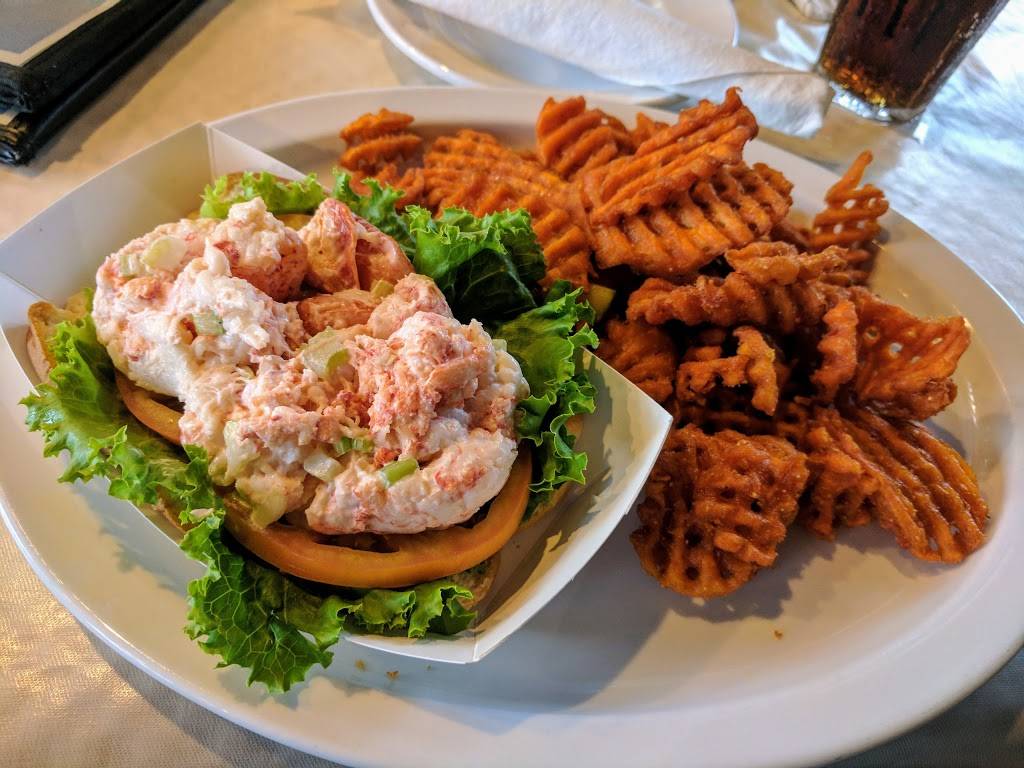 Nantucket Grill-Durham | bakery | 5826 Fayetteville Rd #101, Durham, NC 27713, USA | 9192465785 OR +1 919-246-5785