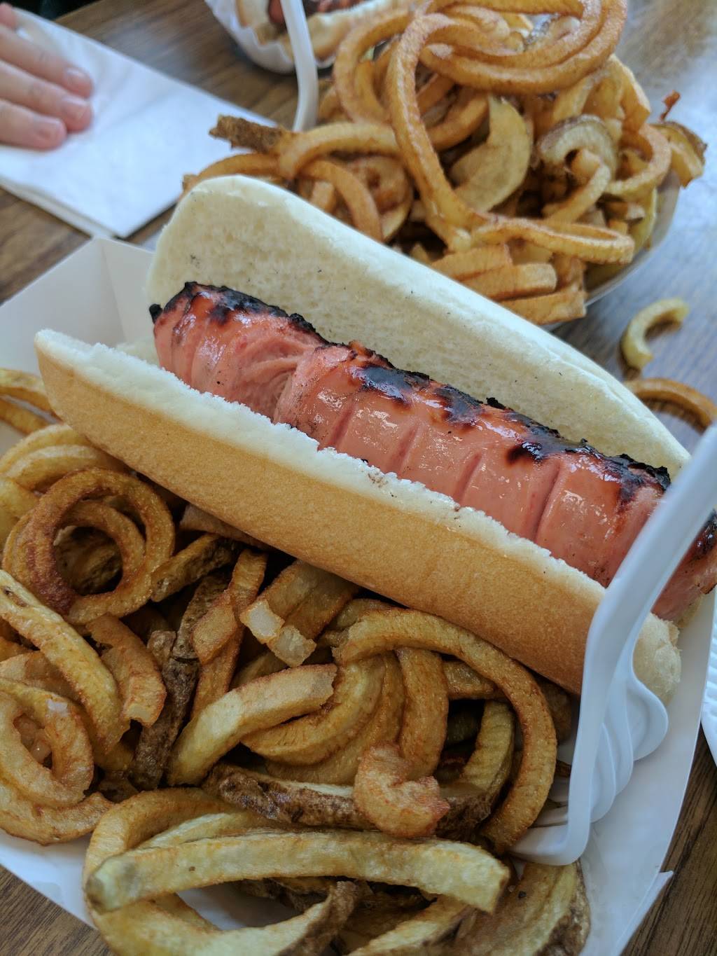 Sullivans Charbroil | restaurant | 3590 E Main St, Fredonia, NY 14063, USA | 7166726225 OR +1 716-672-6225