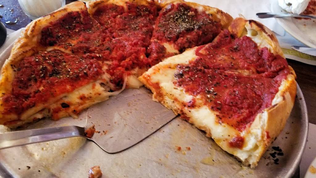 Vitales Restaurant & Pizzeria | restaurant | 403 W Jackson St, Macomb, IL 61455, USA | 3098334260 OR +1 309-833-4260