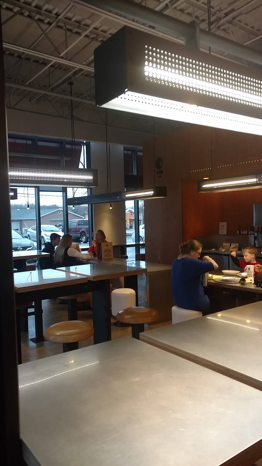 Chipotle Mexican Grill | restaurant | 105 Drury Dr Ste B, La Plata, MD 20646, USA | 3013921924 OR +1 301-392-1924