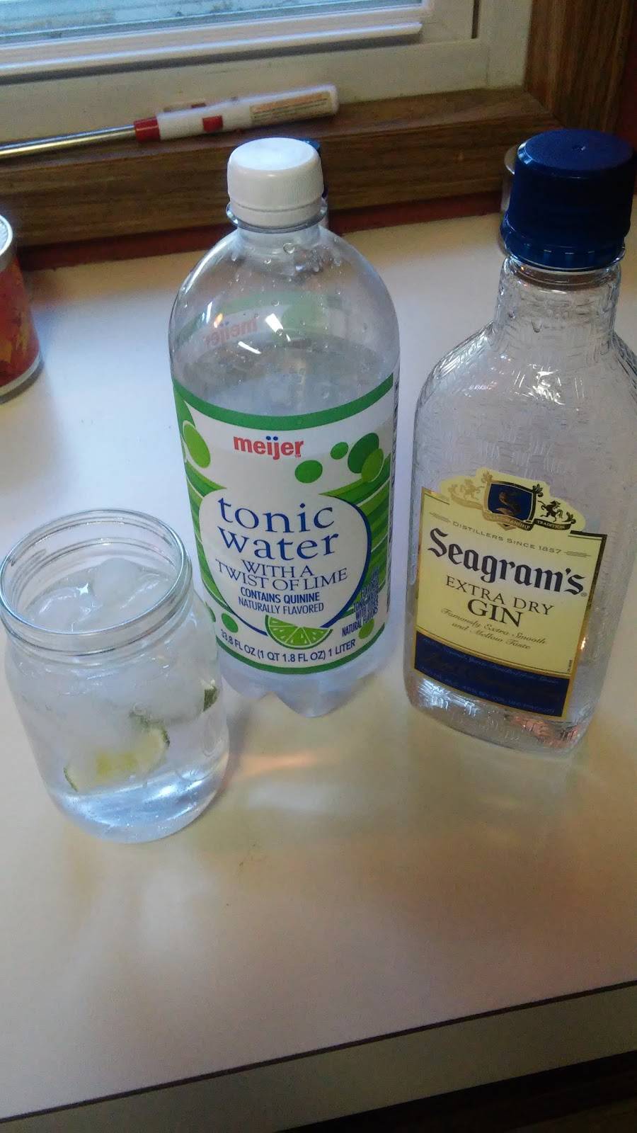 Roadhouse Cafe & Lounge | restaurant | 9725 Hwy 20, Angola, IN 46703, USA | 2606658640 OR +1 260-665-8640