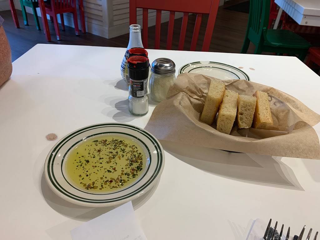 Mandolas Italian Kitchen | restaurant | 12926 US Hwy 301 S Bldg. 100, Ste. C, Riverview, FL 33578, USA | 8137553587 OR +1 813-755-3587