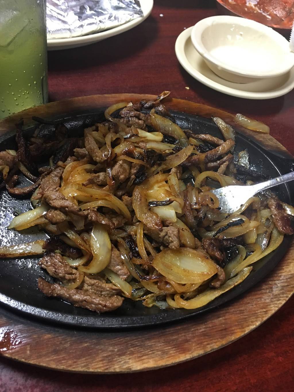 La Esperanza | restaurant | 122 Kentucky Ave, Pineville, KY 40977, USA | 6063377118 OR +1 606-337-7118